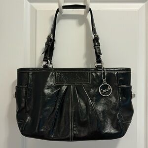 EUC Coach Patent Leather Black Purse Bag